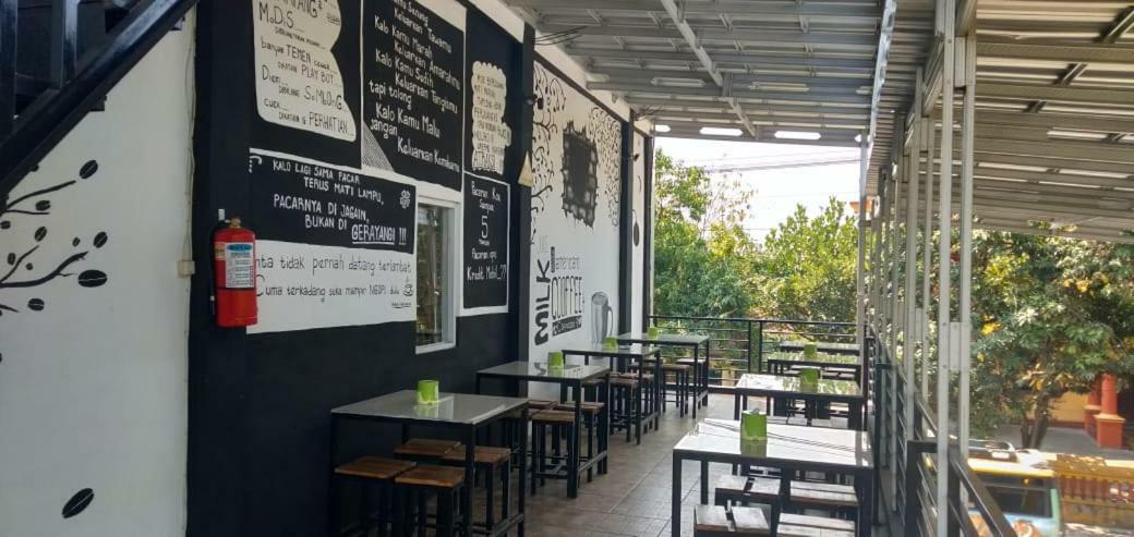 Jaya Sakti Hotel Blora Kültér fotó